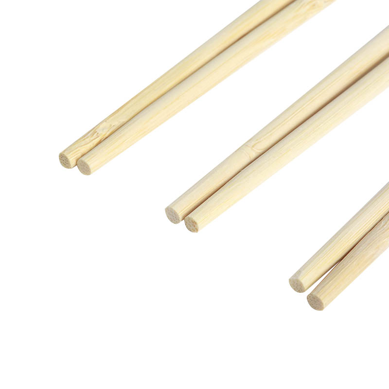How does the bamboo carbonization process affect the mildew resistance and service life of fine bamboo chopsticks?